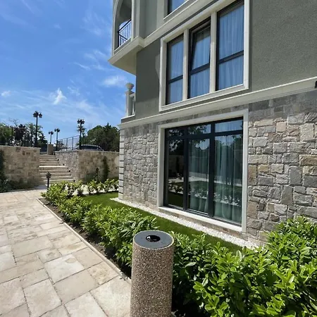 Mediterranea - Luxury With Pool Barbecue Kids-area וארנה