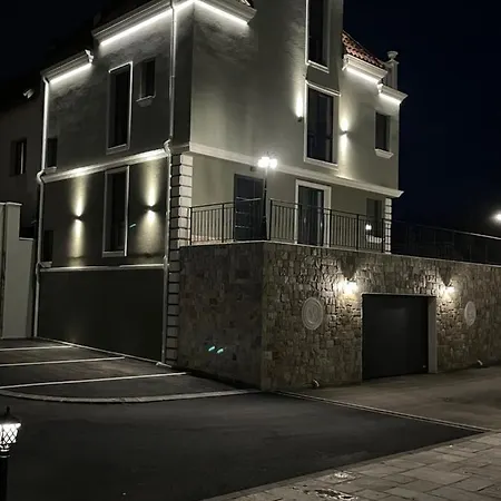 דירה Mediterranea - Luxury With Pool Barbecue Kids-area
