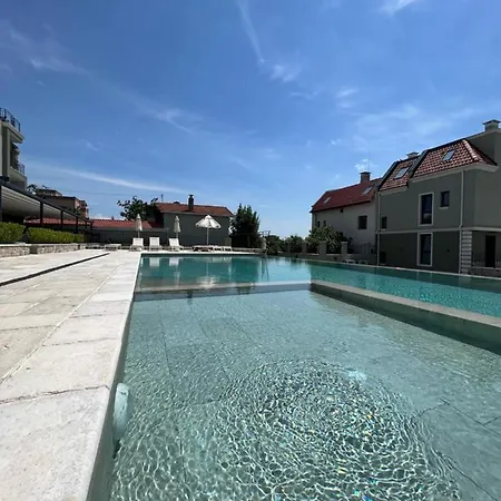 Mediterranea - Luxury With Pool Barbecue Kids-area 瓦爾納