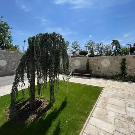 公寓 Mediterranea - Luxury With Pool Barbecue Kids-area 瓦爾納